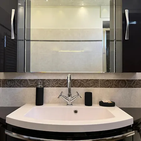 Family Stylish Apartamento